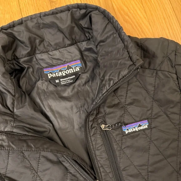 Patagonia Women's Black Nano Puff Pullover Size Medium - Picture 3 of 7